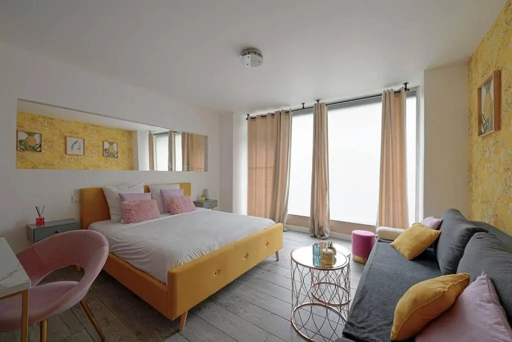 Modern Studio- Francois Mitterand Library Apartamento Paris
